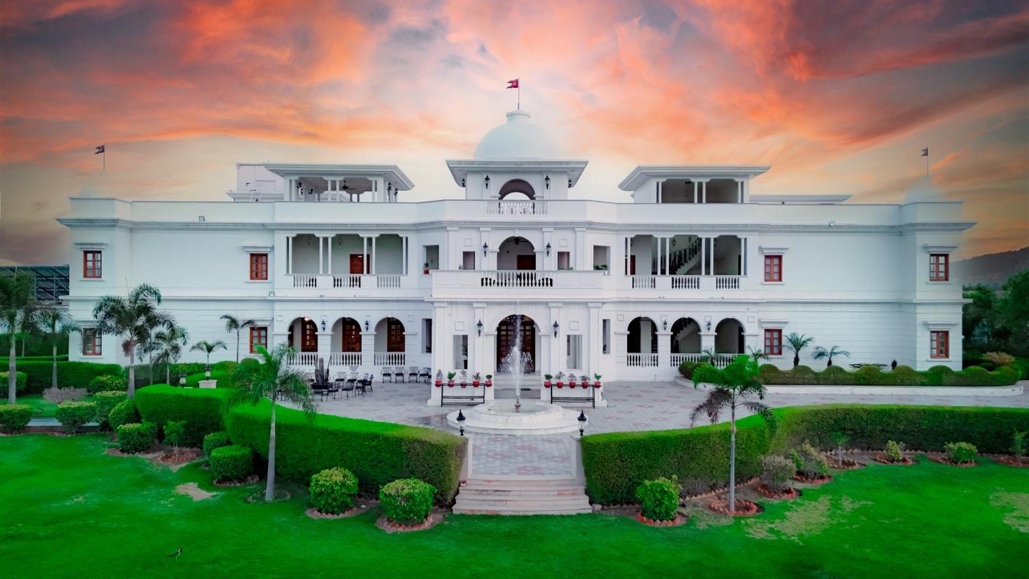 Umaid Farm Resort- A Legancy Vintage Stay In Jaipur Luaran gambar